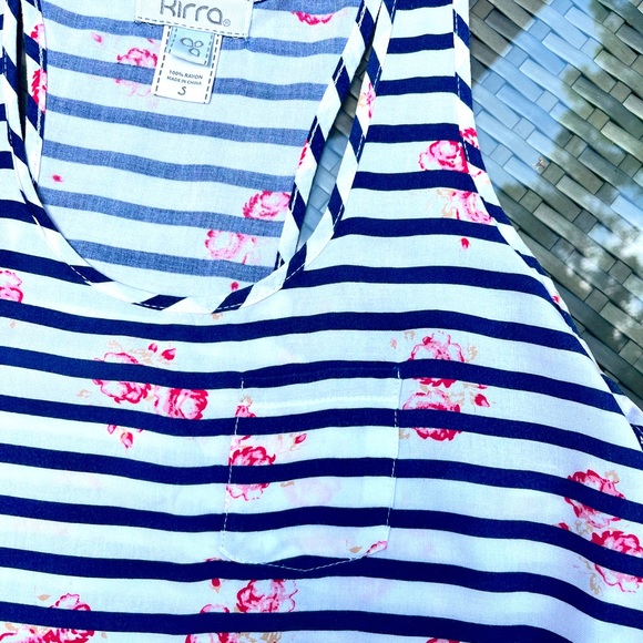 Kirra Floral Top - Picture 4 of 5